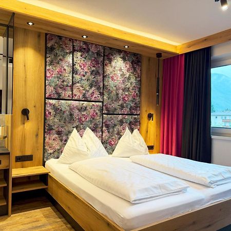 First Mountain Hotel Zillertal Aschau Im Zillertal Bagian luar foto