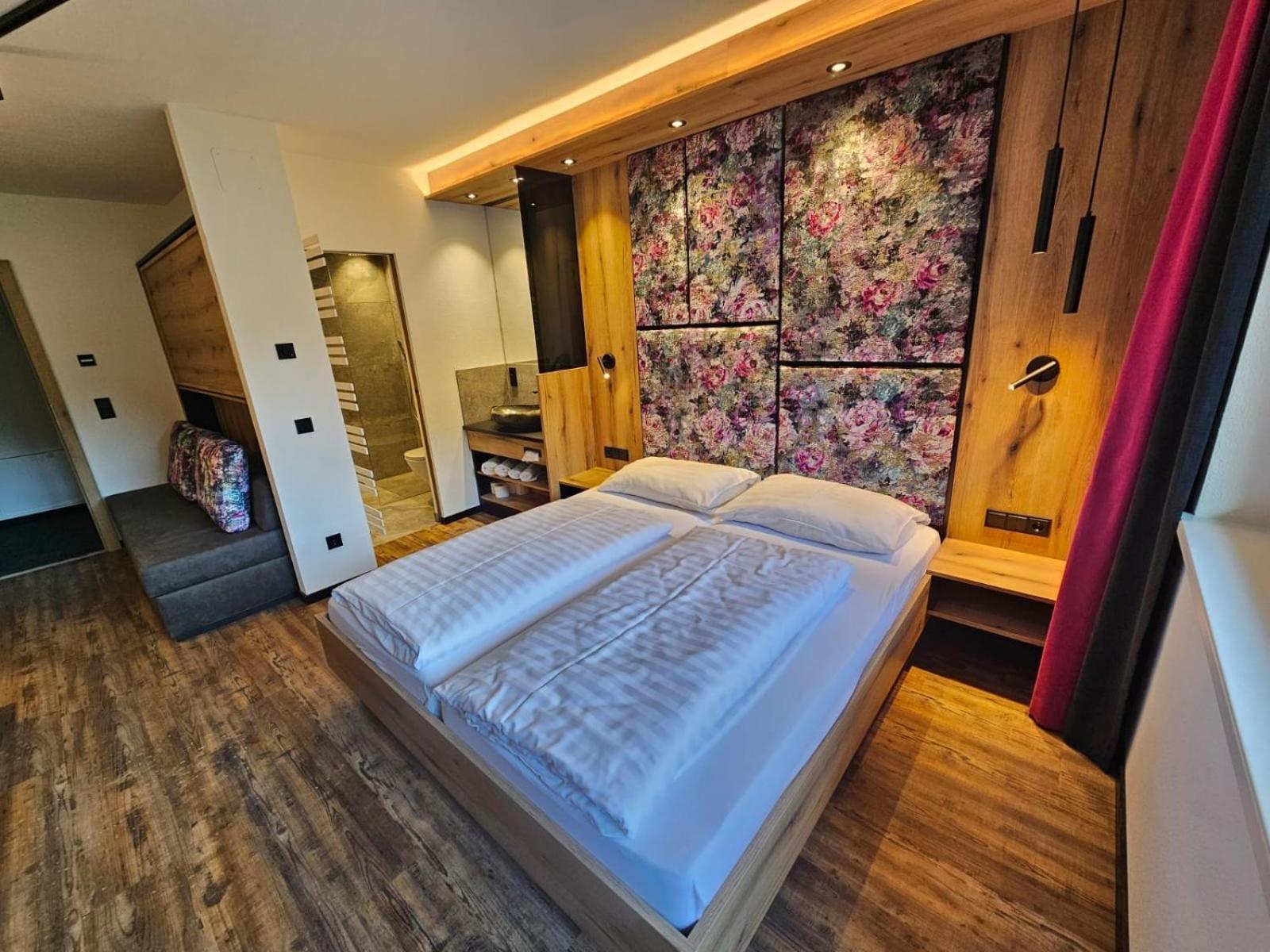 First Mountain Hotel Zillertal Aschau Im Zillertal Bagian luar foto