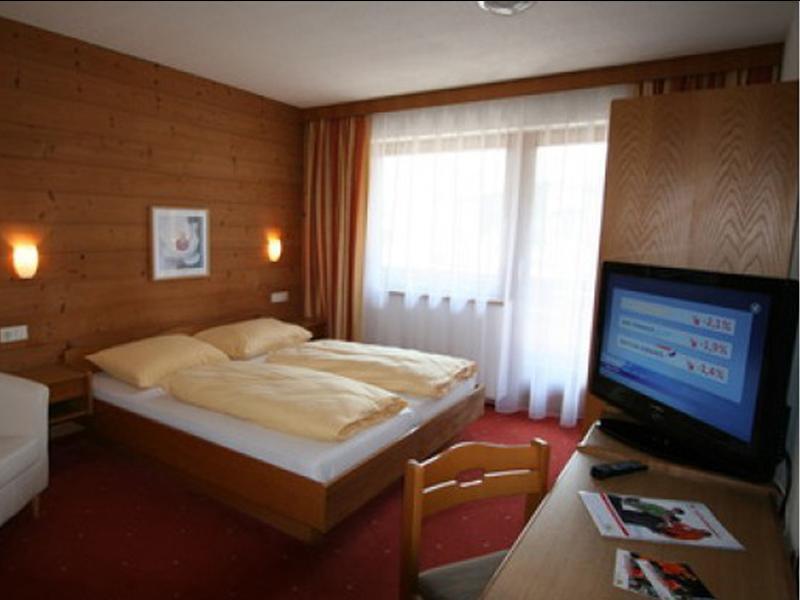 First Mountain Hotel Zillertal Aschau Im Zillertal Bagian luar foto