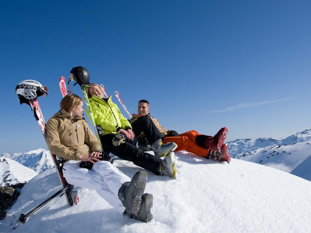 First Mountain Hotel Zillertal Aschau Im Zillertal Bagian luar foto